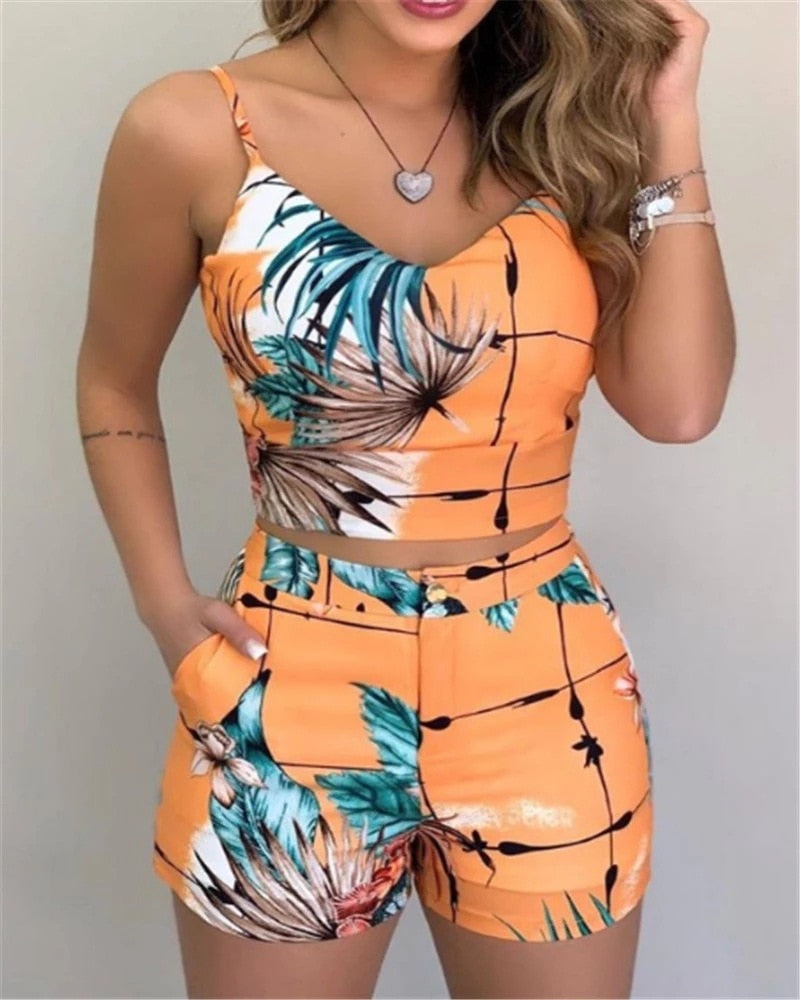 Ladies floral designs outfit shorts - top / enter Discount Code 2F2G4R0VJJXQ BUY 4 get 1 FREE / FREE Shipping - tracking available