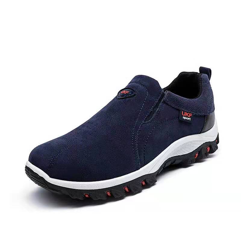 New Casual  Leather Shoes / Loafers for  Men very comfortable and  light / Free Shipping